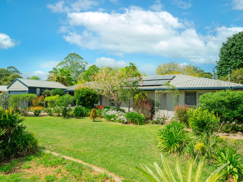 Walk To Shopping Centre