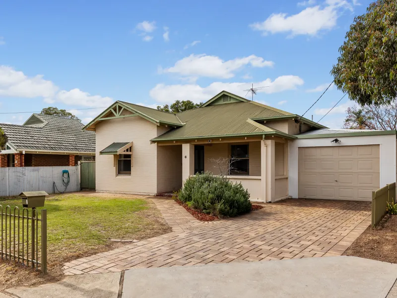 Attractive Bungalow On Easy Care Corner Allotment. Best Offers Closing 19th June (USP) Price Guide $830,000.
