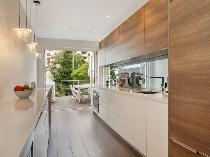 Modern Terrace With Iconic City Views