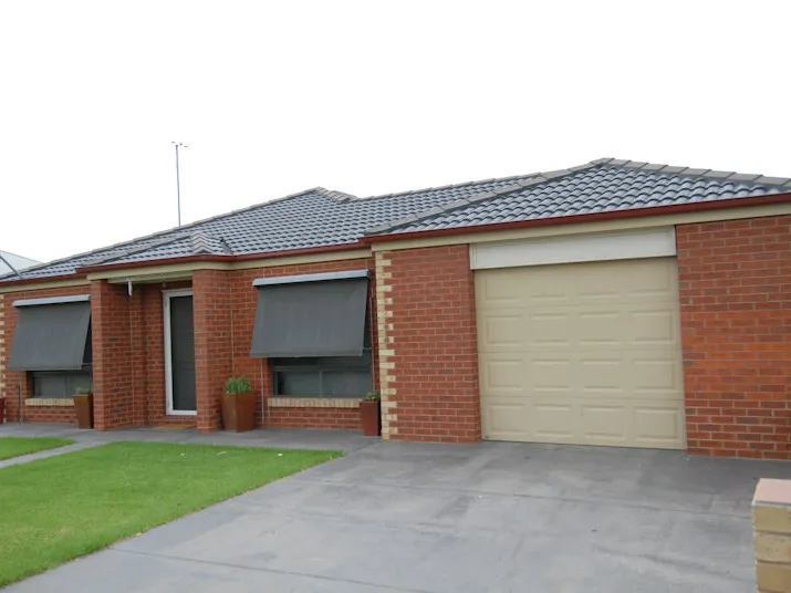 Modern And Spacious Close To The C.B.D. - A Perfect Investment