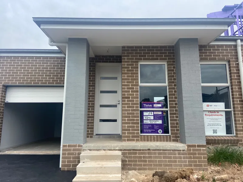 Beautiful brand new home close to leppington station