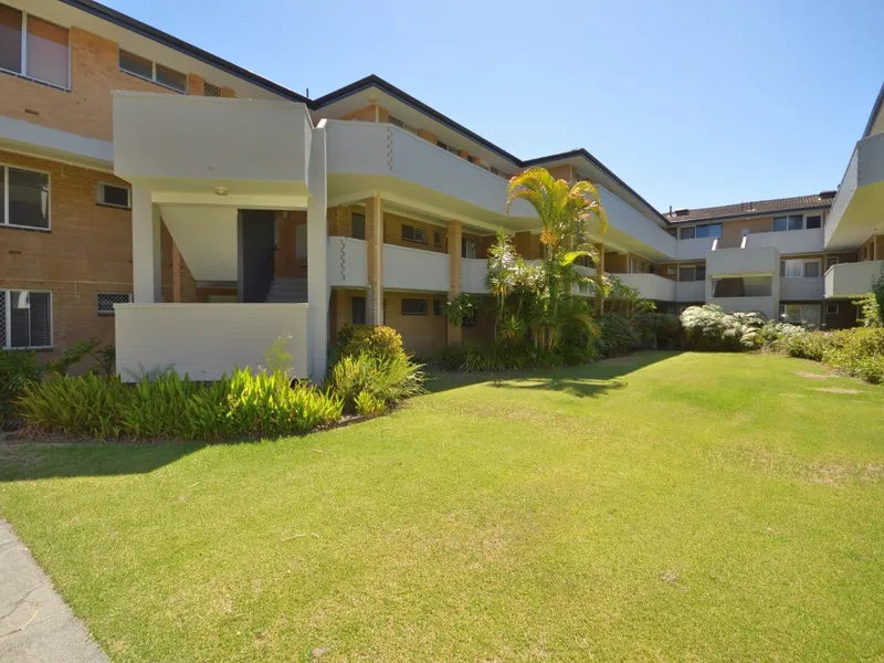 AMAZING VALUE 2X1 APARTMENT ON THE SOUTH PERTH FORESHORE