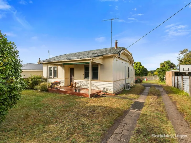 Tidy Home with Large Yard!