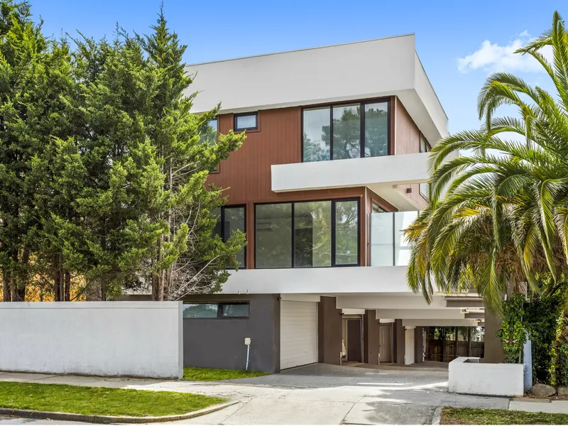 Brand new spacious home for sale! 