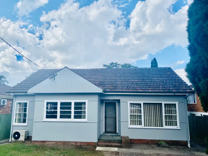 Renovated Three Timber Floor Bedrooms House For Lease Now!