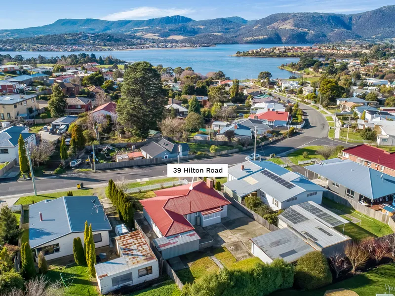 LISTEDAS - Champagne on a beer budget