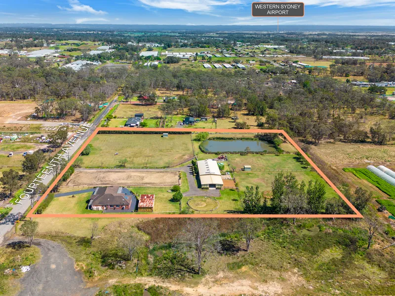 Ultimate Lifestyle Property On 5 Acres With Timeless Appeal And Unique Equestrian Facilities