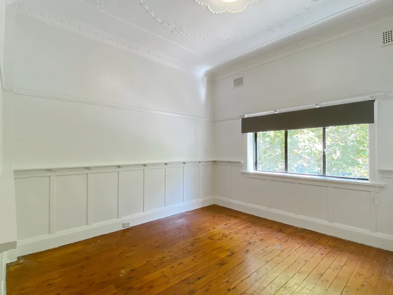 Convenient Location - 2 bedroom unit for lease