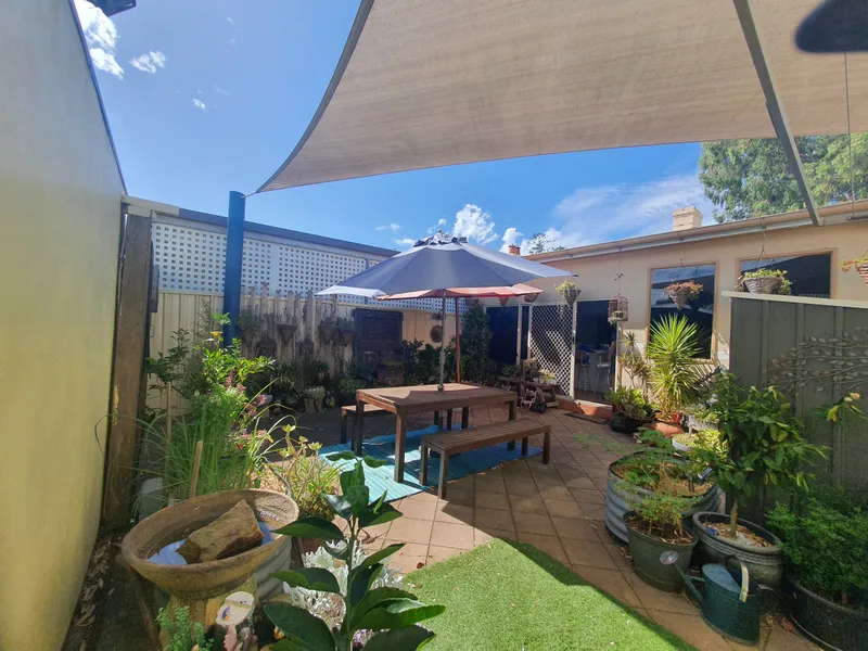 Character Cottage only minutes to the beach