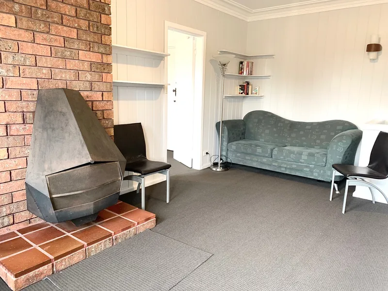 New Paint & Carpet Throughout - Split Level 3 Bedroom Apartment 