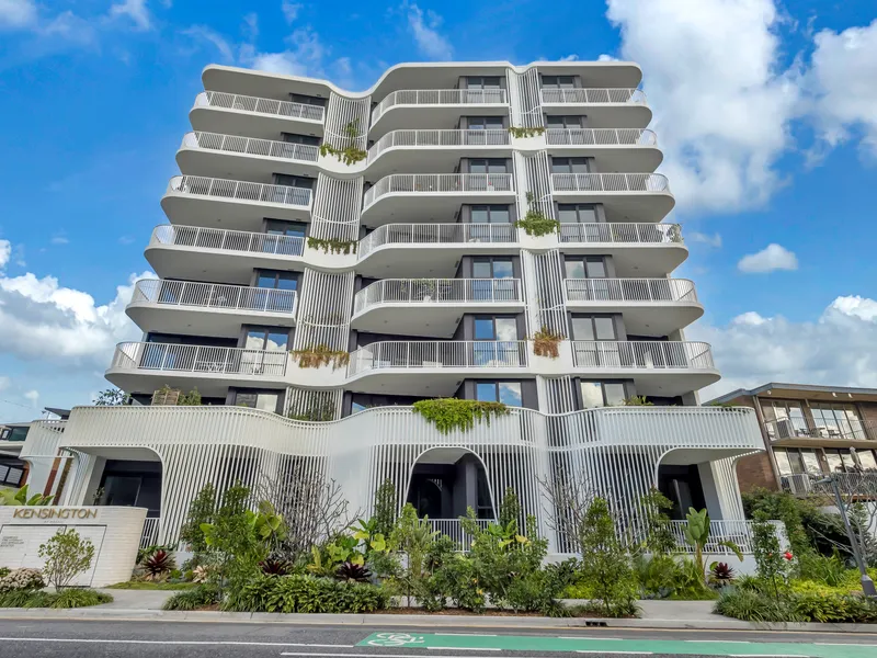 Luxurious & Spacious 2 Bedroom Unit with MPR