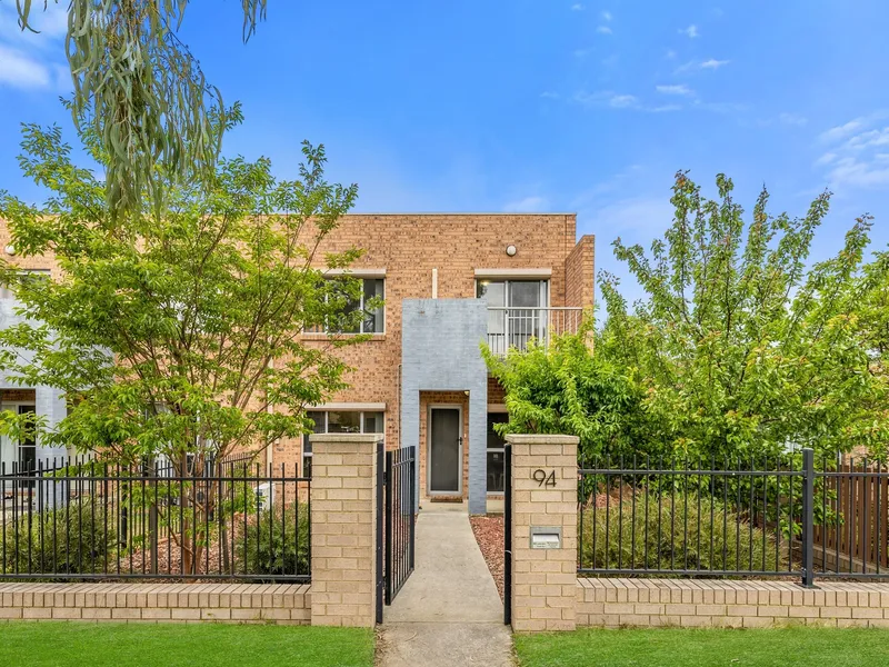 Impeccable living, close to everything!