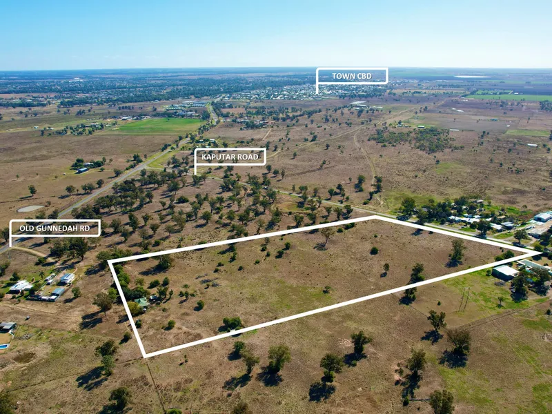 SUBDIVISION POTENTIAL - ACRES JUST MINUTES FROM CBD - RENOVATOR'S DELIGHT!