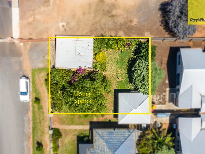 VACANT BLOCK IN CENTRAL BACCHUS MARSH