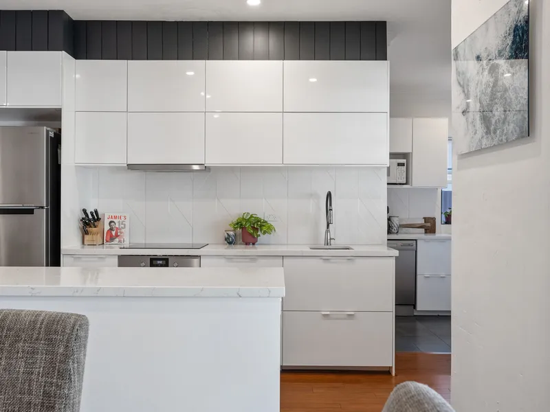 UNDER OFFER......ANOTHER WANTED !