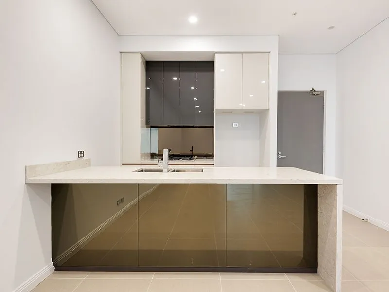 Spacious 2 bedroom apartment in Rosebery