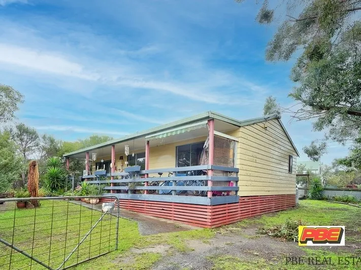 UNIQUE OPPORTUNITY ! 2 UNITS- WALK TO THE BEACH