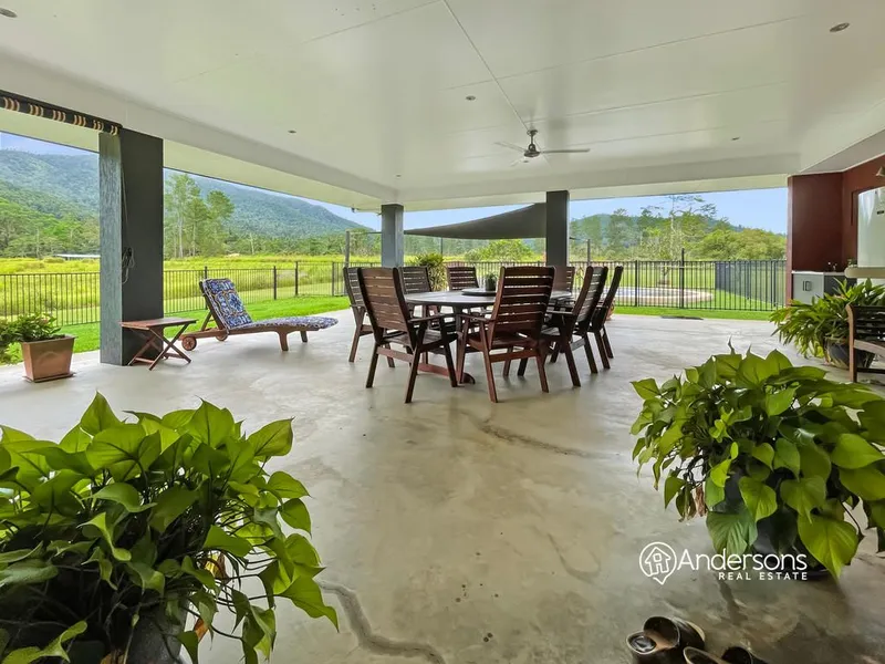 Peaceful Living with Uninterrupted Rural Views