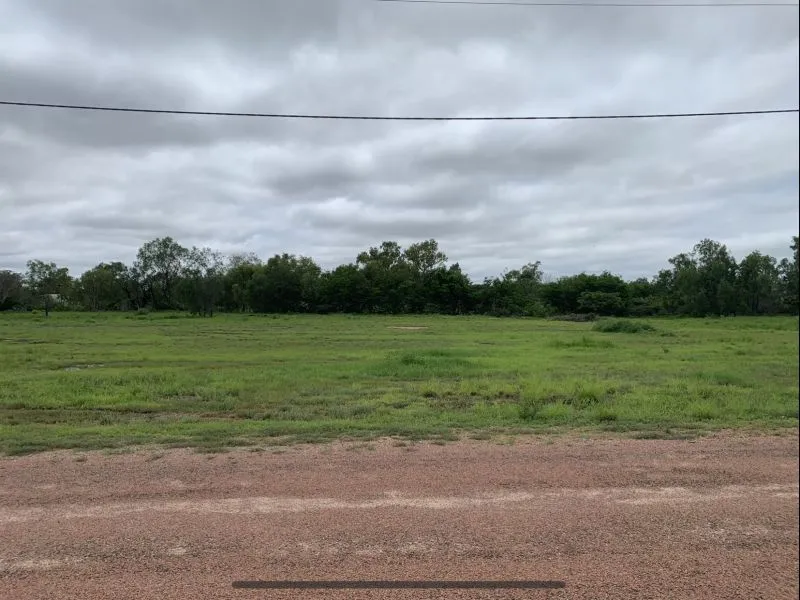 32 Gold Links Drive, Toll