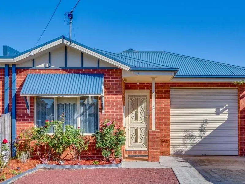 3 Bedroom Home In Hoppers Crossing Hot Spot