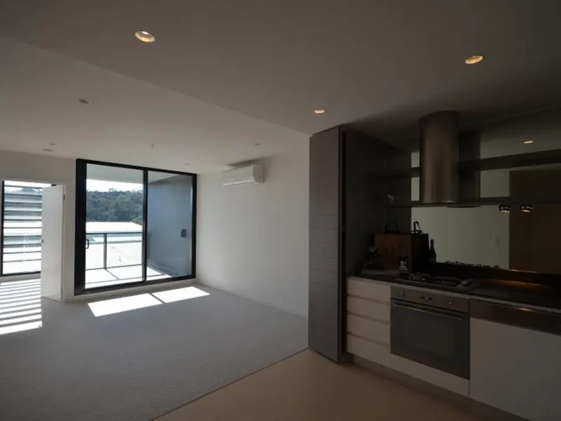 2 Bed Apartment overlooking Yarra Bend Park