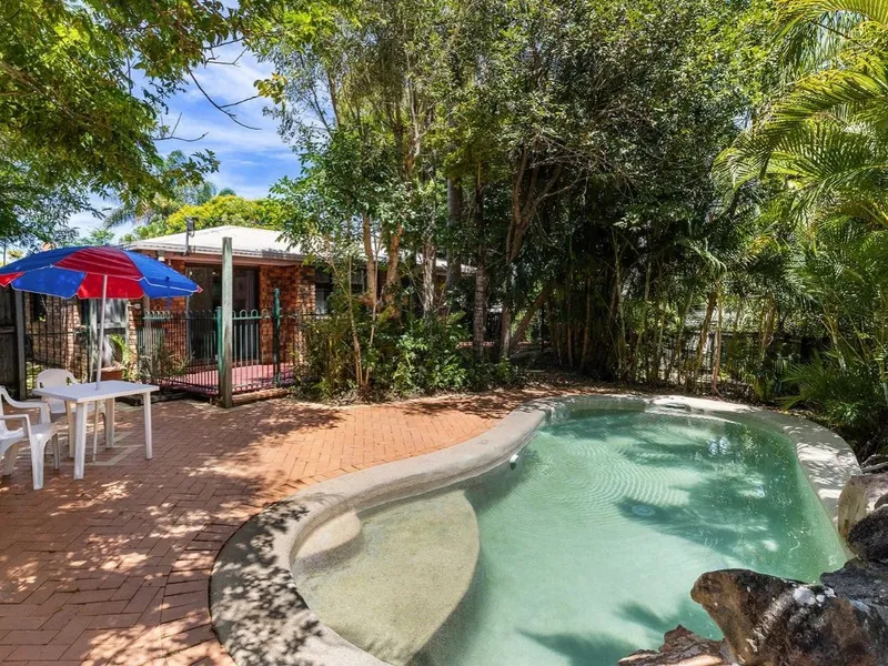 Tropical Paradise in the Heart of Burpengary