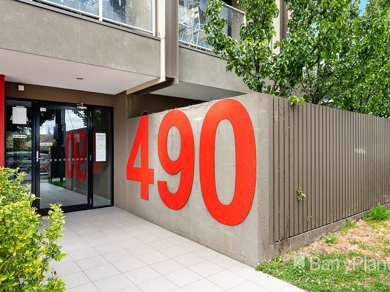 Our Agents are available 7 days a week for Private Inspections.