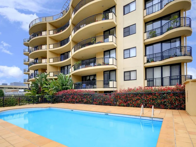 Superb Location In The Heart Of Hornsby