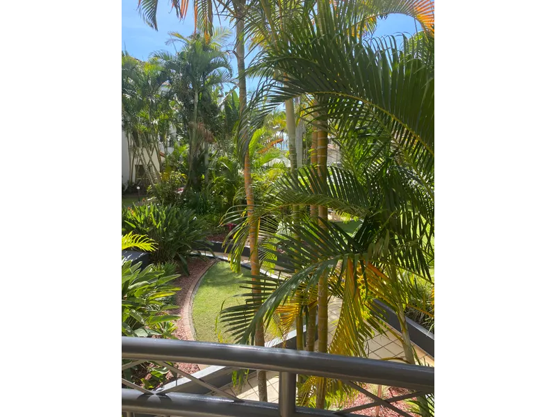 Golden Riviera Beach Resort Apartment to Rent