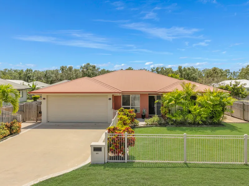 Beautiful Family Home in Bushland Beach