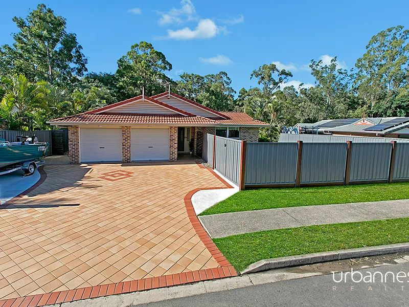 1000m2 flat block in a superb location!
