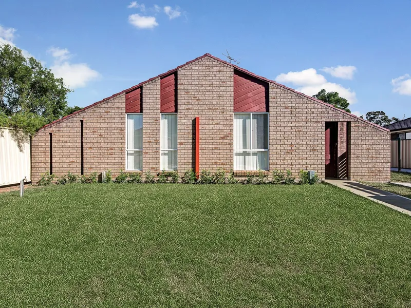 BE MY VALENTINE!! PERFECT FAMILY HOME IN ROSEMEADOW
