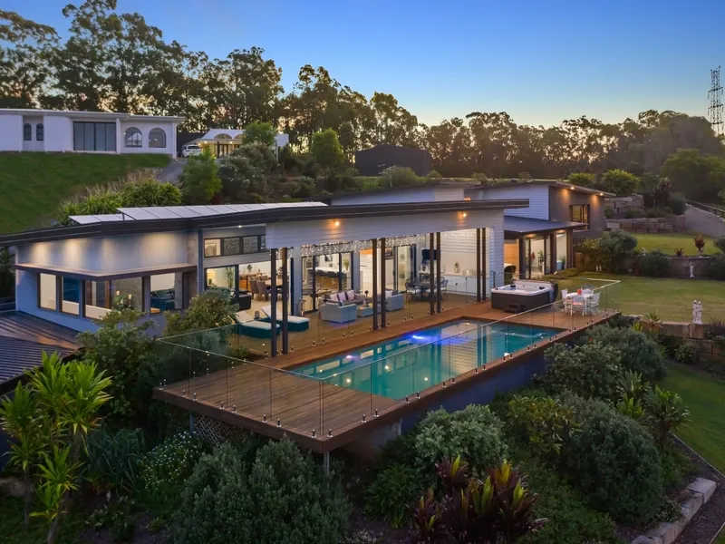 Rare Locale with Breath-Taking Views – Absolutely will be Sold