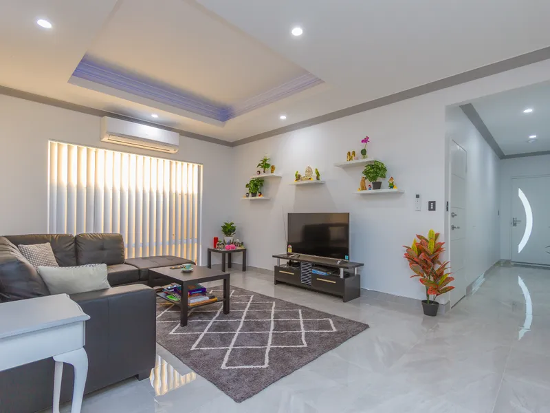 FULLY FURNISHED HOME
