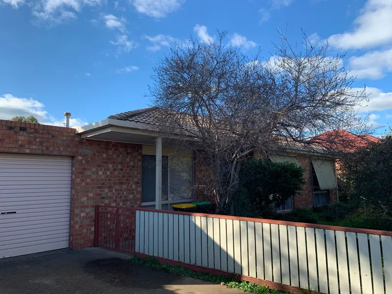 QUITE COURT LOCATION