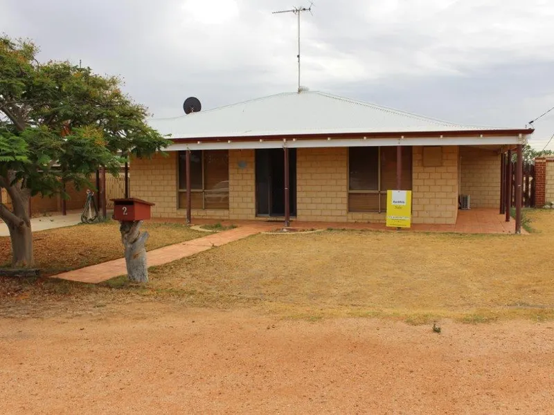 2 Scott Road, Dongara $299,000