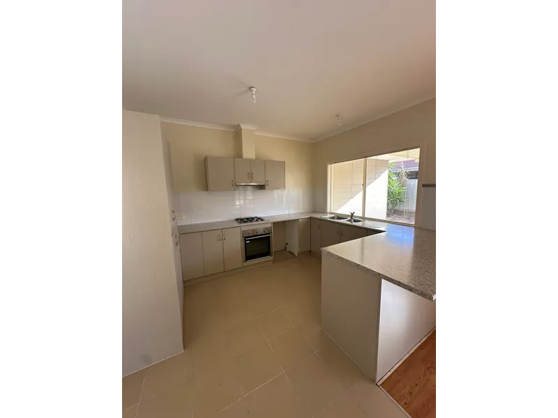 Modern 4 Bedroom 2 Bathroom Home