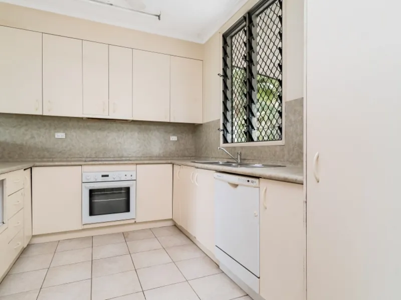3 Bedroom House In Prime Location