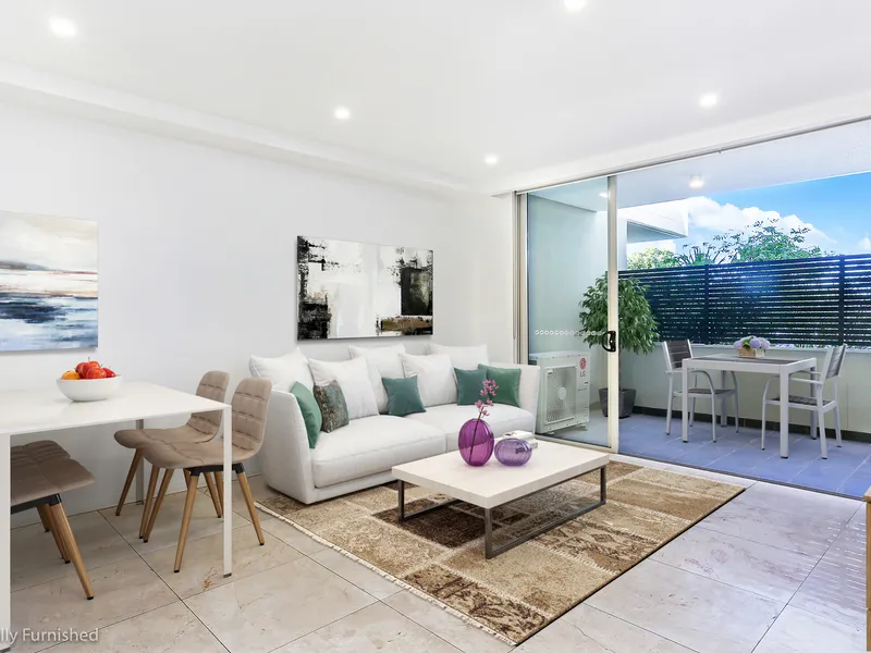 High-end designer apartment for the style-conscious executive