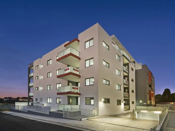 Distinctive & immaculately designed apartment