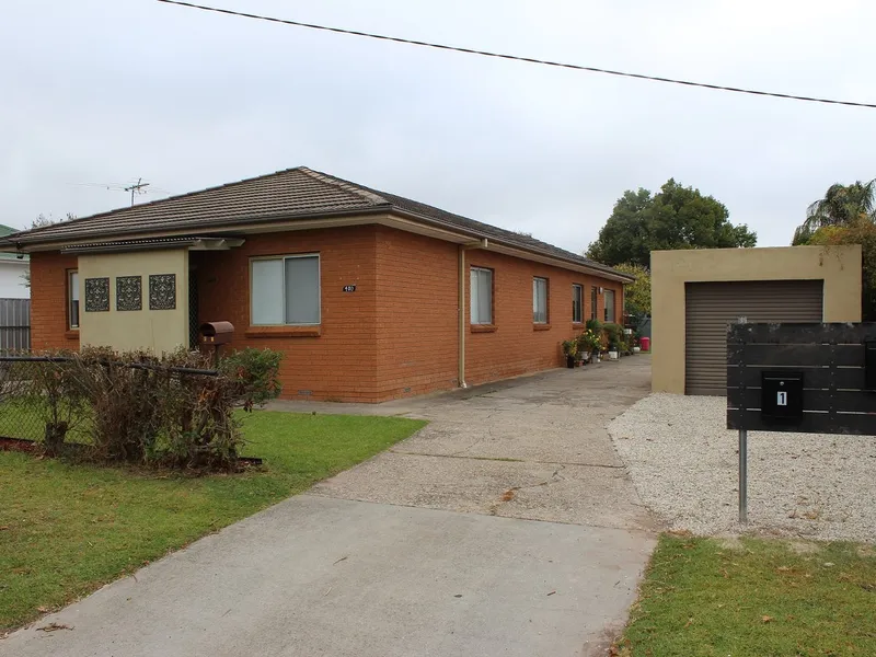 3 BEDROOM LAVINGTON UNIT