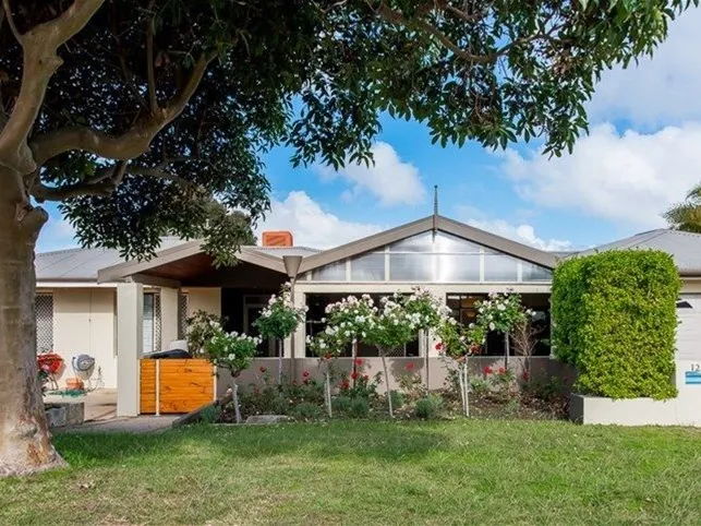 Wonderful Location and family home