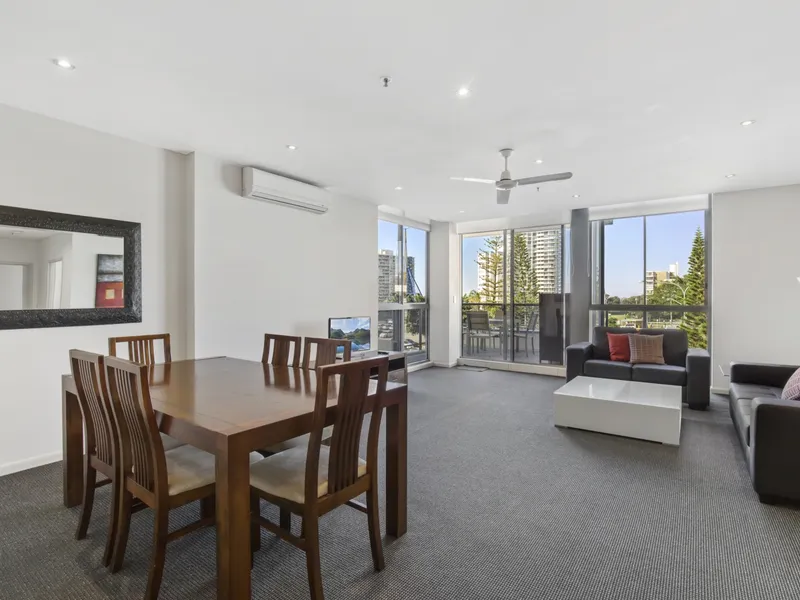 Furnished 2 Bedroom + Study Nook in Solaire!!