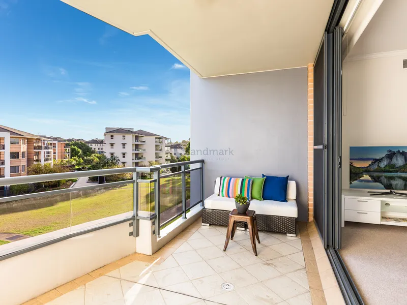 Contemporary Style and Parkside Views