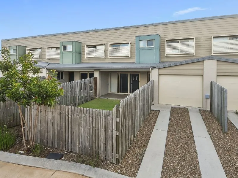 MODERN LIVING IN A GREAT LOCATION