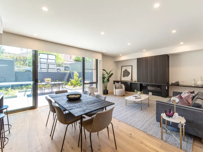 Exclusive & Elite Ground-Floor Entertainer 