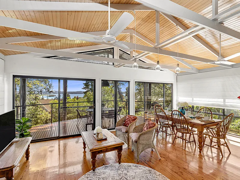 BIDDING GUIDE: $850 to $900K