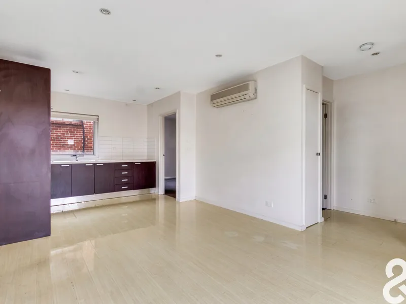 OPEN LIVING AND CONVENIENCE!