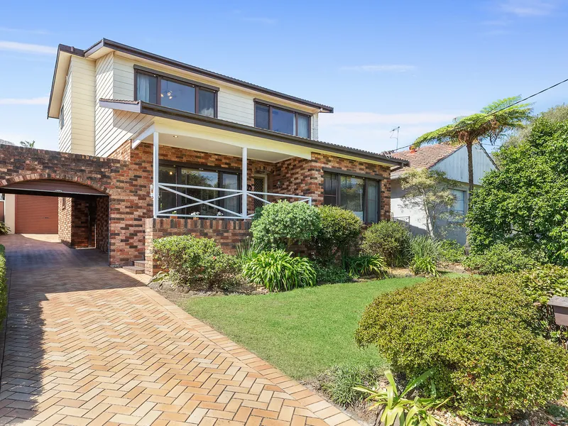 Solid family home in sought-after neighbourhood