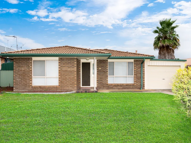 Are you looking for your first home, investment or looking to down size?  Well this one is for you!!!